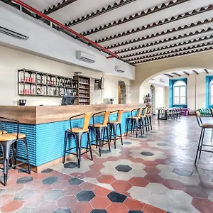 Borgo Ripa Urban Travel Albergue